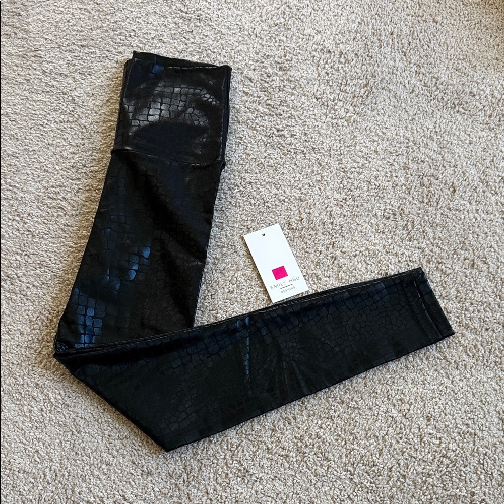Emily Hsu Designs Black Croc-Embossed Skinny Jeans S